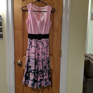 Pin-up Couture sleeveless A-line Dress
